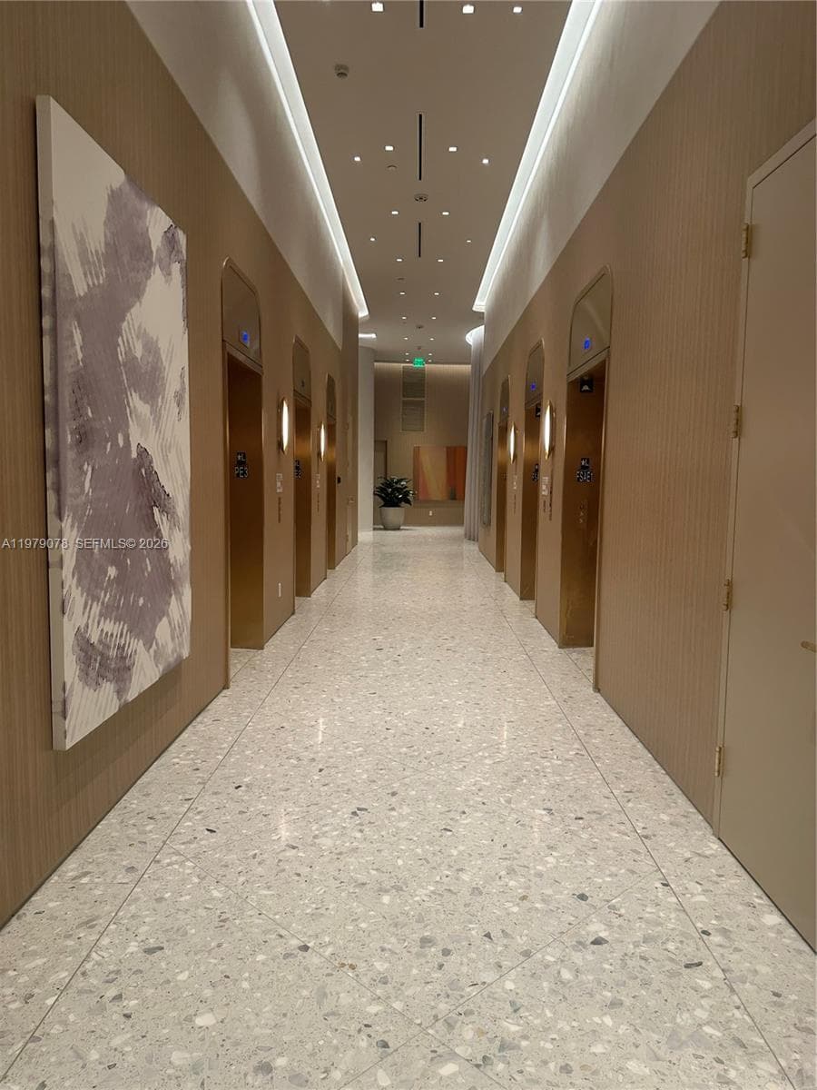 77 Se 5th · #2514 in Miami - Photo 12