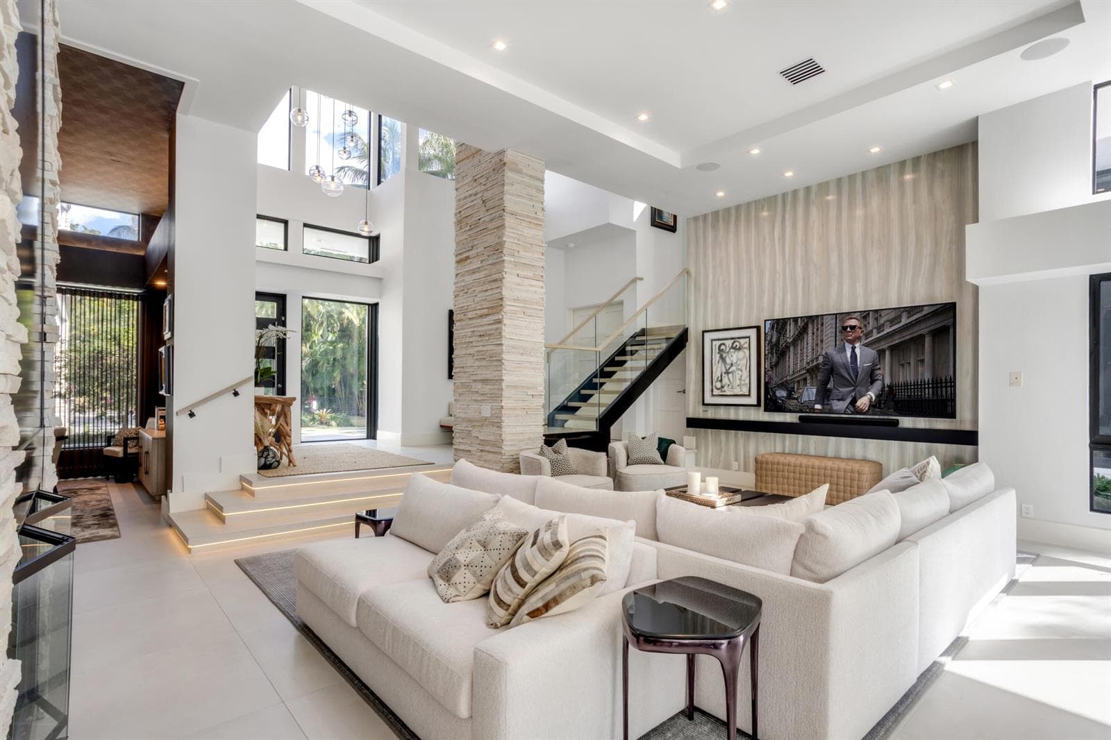 mls_FAMILY_ROOM_TO_FOYER_EB
