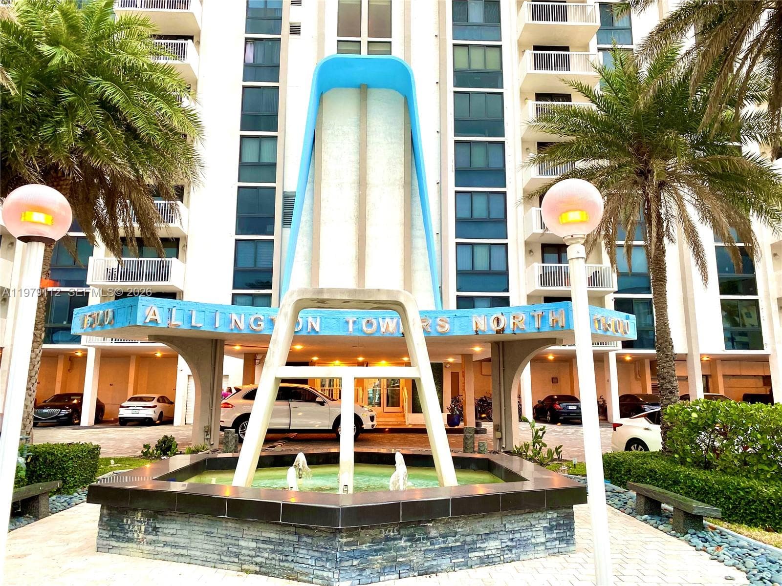 ALLINGTON TOWERS NORTH · #PHJ in Hollywood - Photo 18