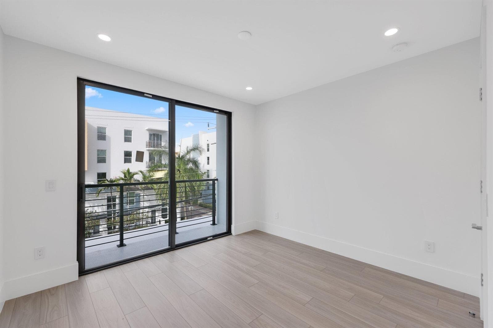 408 Southeast 2nd St - 76.jpg-SMALL