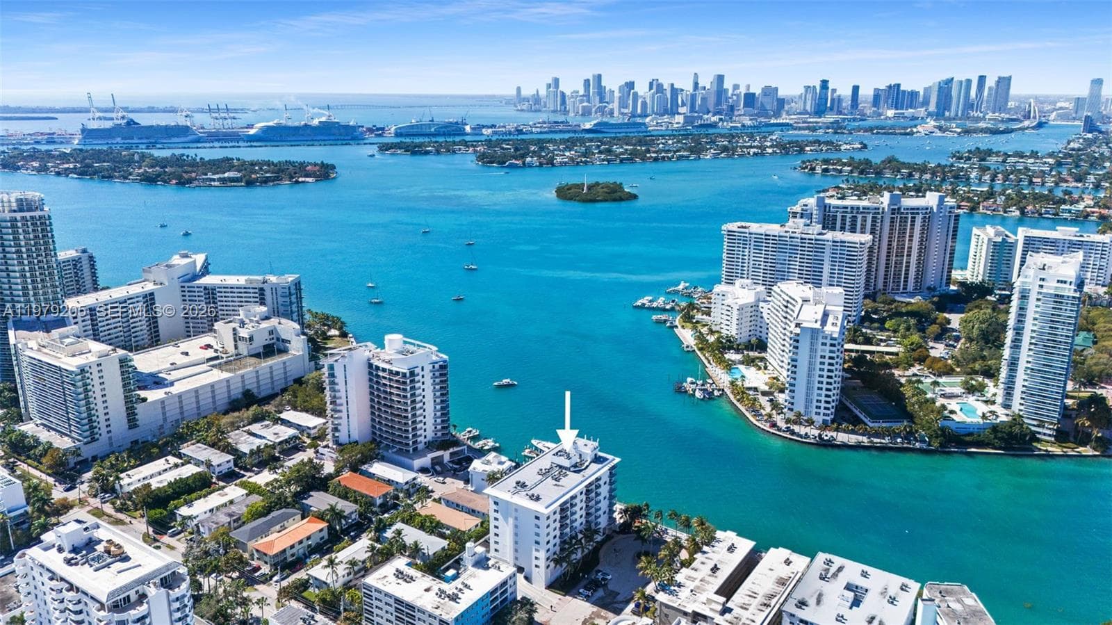 LINCOLN BAY TOWERS · #601 in Miami Beach - Photo 13
