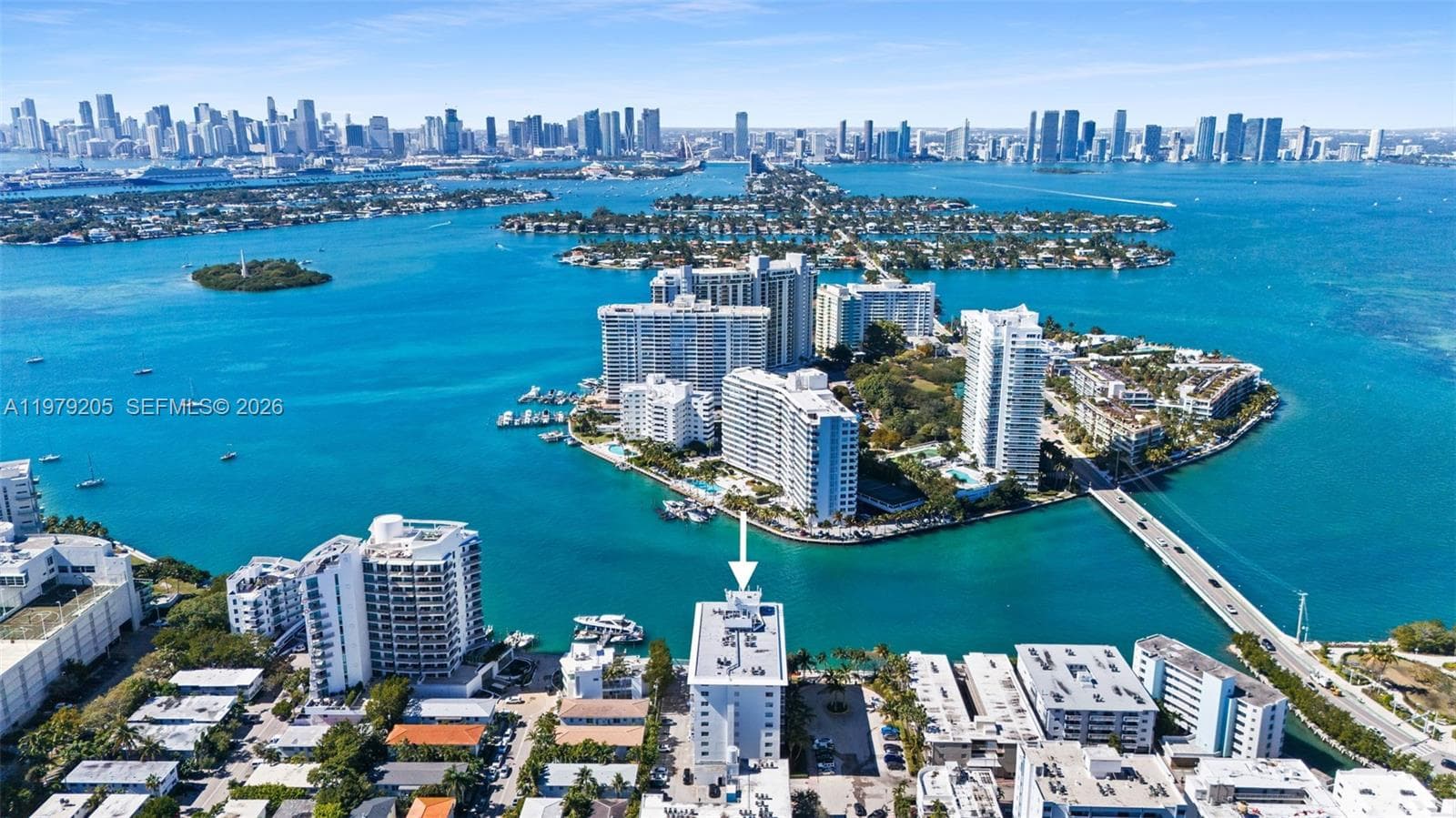 LINCOLN BAY TOWERS · #601 in Miami Beach - Photo 17
