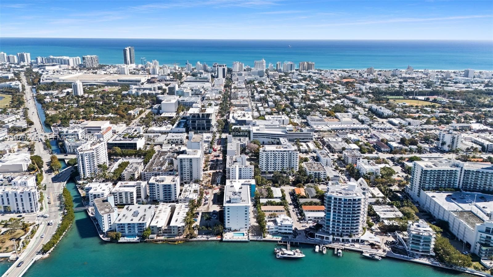 LINCOLN BAY TOWERS · #601 in Miami Beach - Photo 15