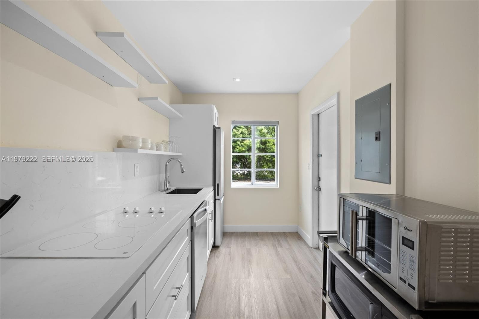 KEN MAE GARDEN CONDO · #4 in Miami Beach - Photo 9
