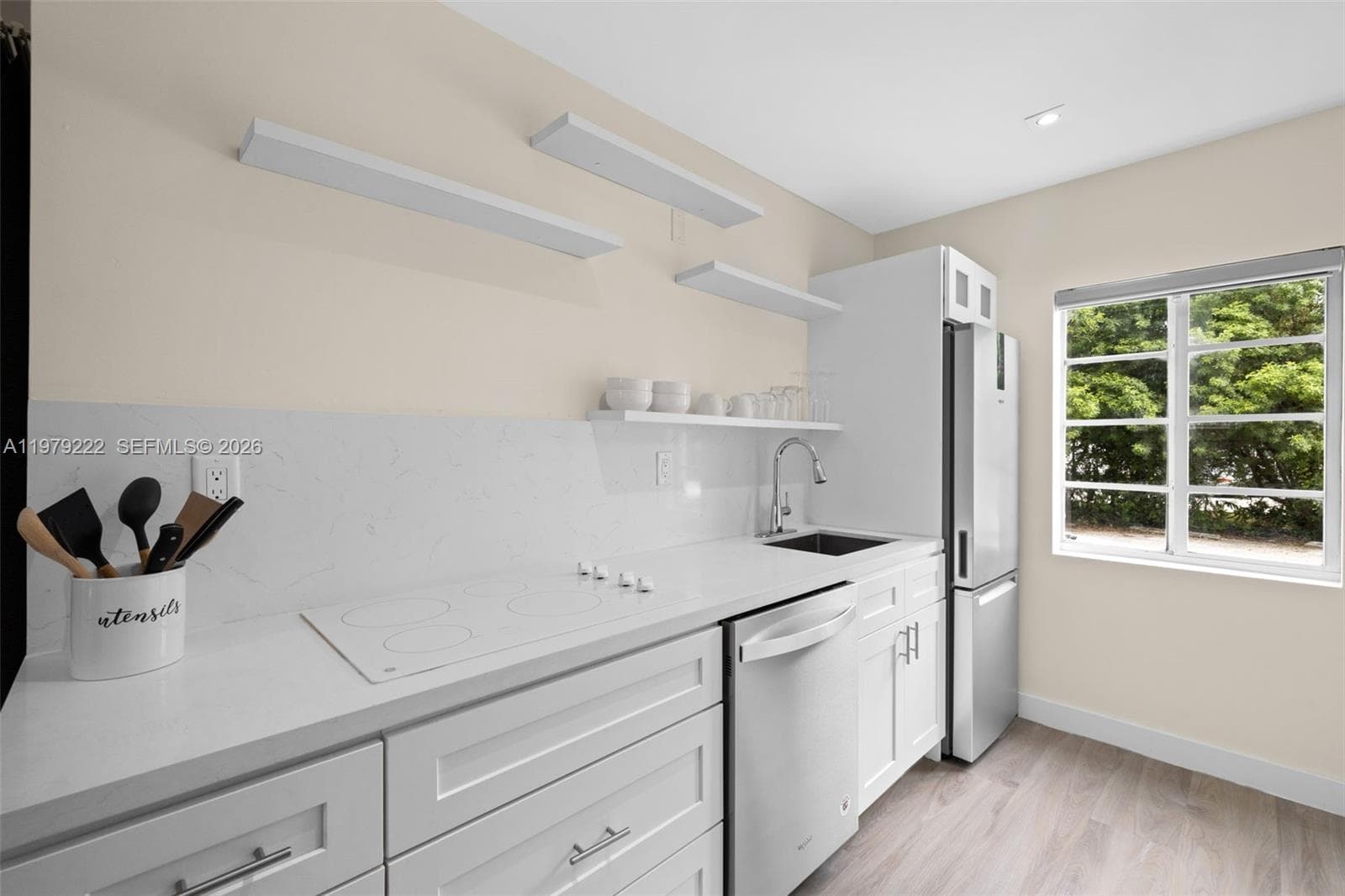 KEN MAE GARDEN CONDO · #4 in Miami Beach - Photo 10