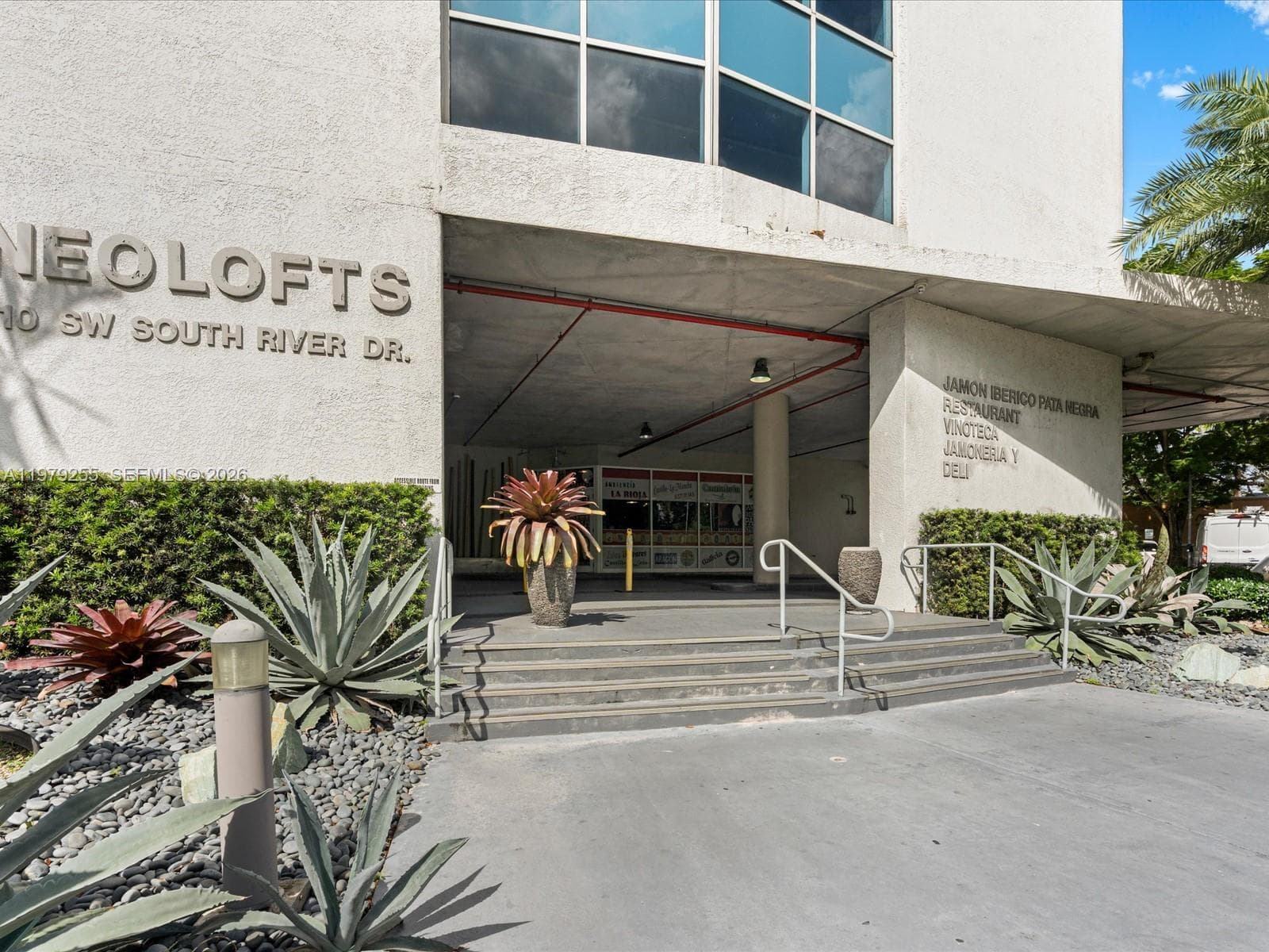 NEO LOFTS CONDO · #715 in Miami - Photo 3