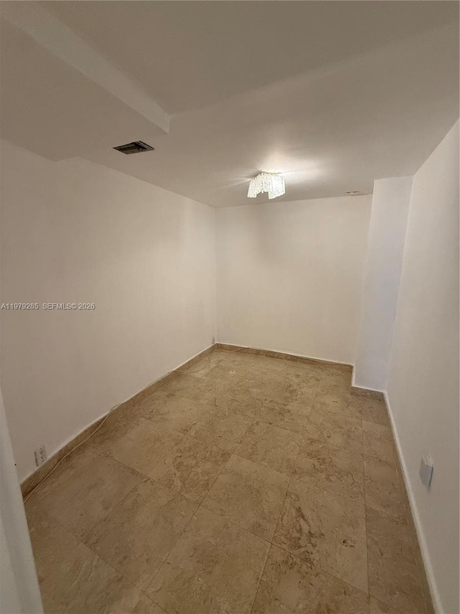 IMPERIAL HOUSE CONDO · #7B in Miami Beach - Photo 8