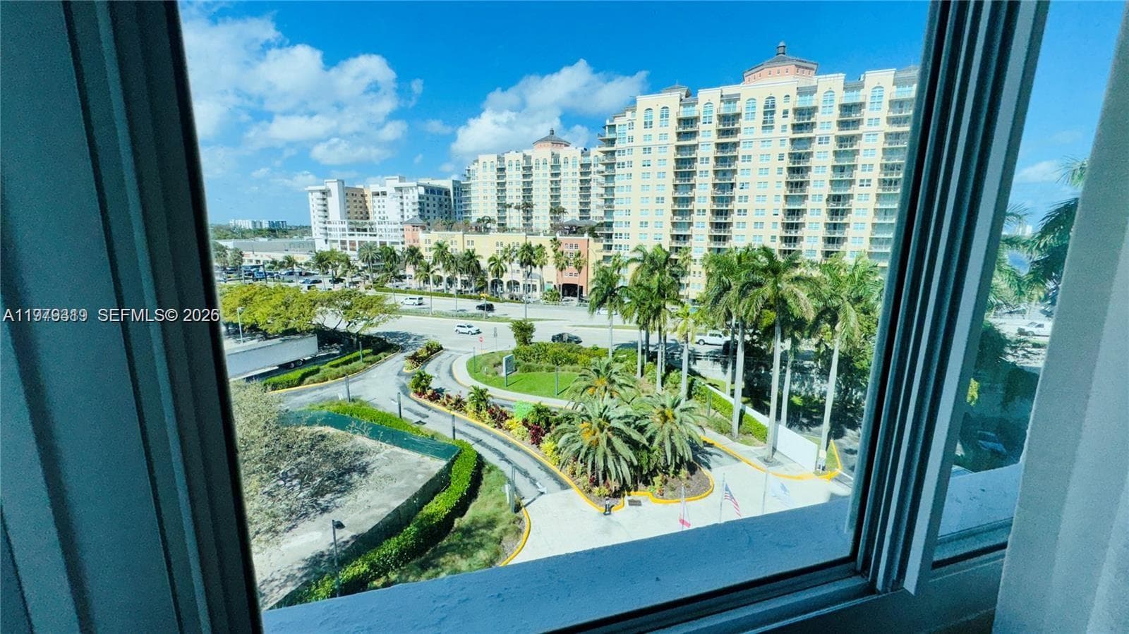 GALLERY ONE CONDO · #615 in Fort Lauderdale - Photo 32