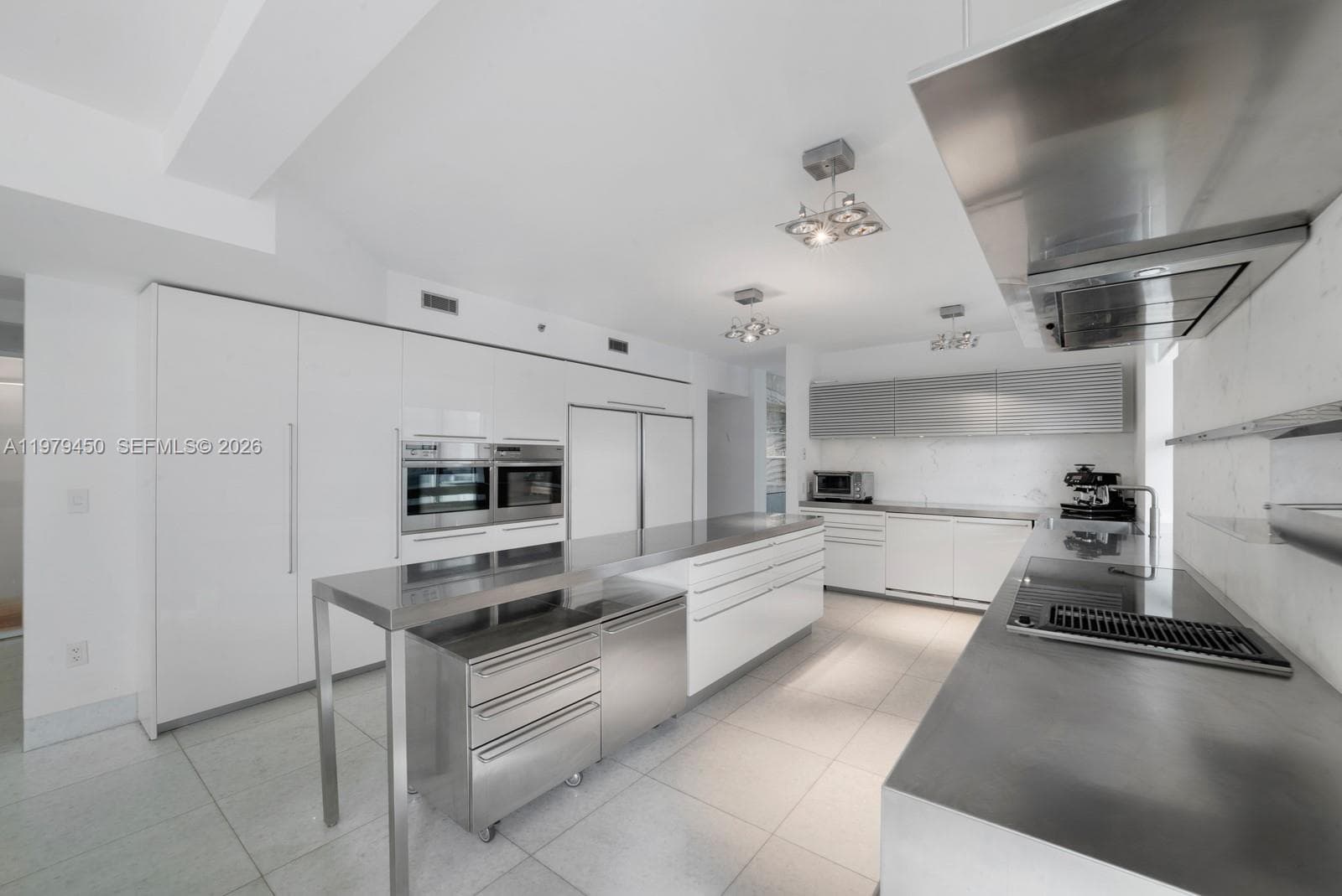 VILLA DI MARE CONDO · #1200 in Miami Beach - Photo 15