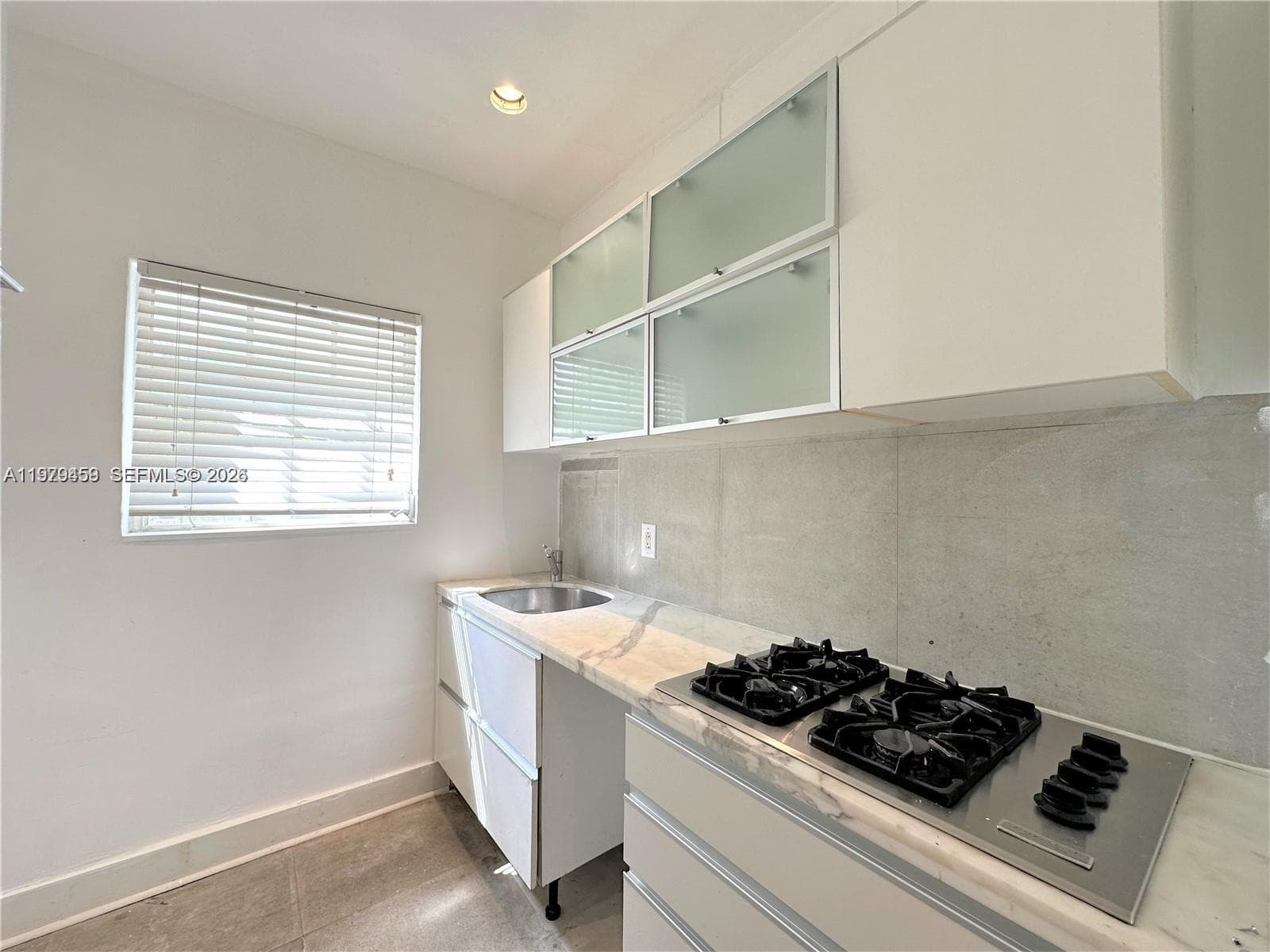 THE LORENA CONDO · #10 in Miami Beach - Photo 6