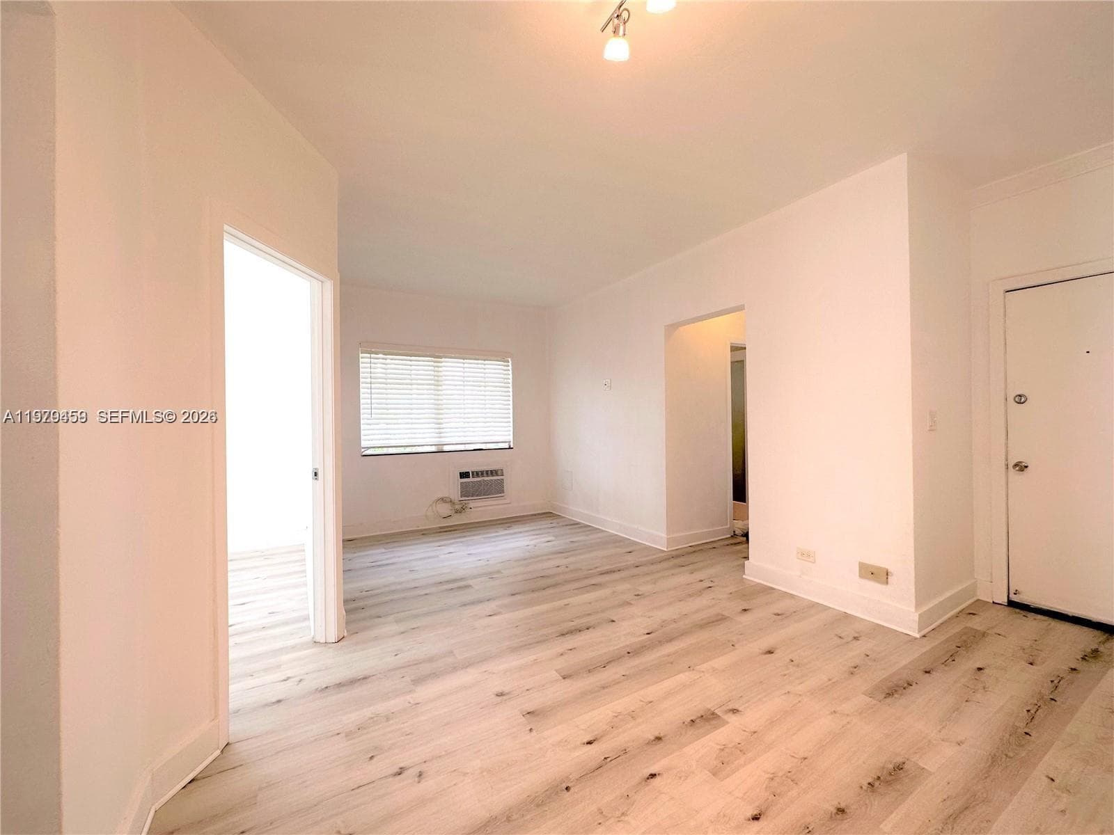 THE LORENA CONDO · #10 in Miami Beach - Photo 3