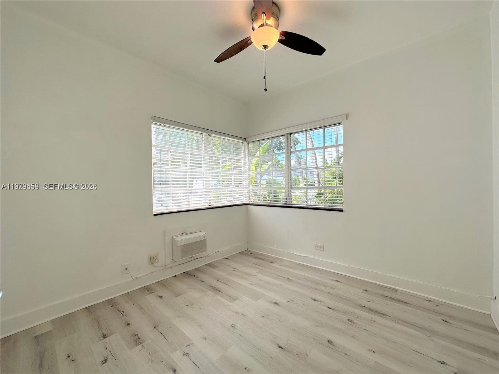 THE LORENA CONDO · #10 in Miami Beach - Photo 8
