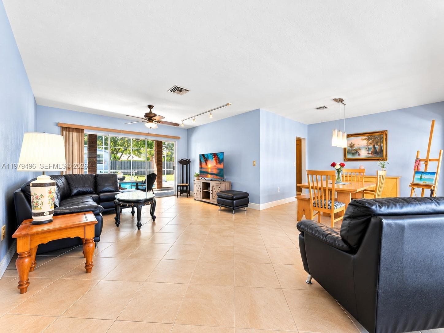 8620 SW 185th Ter photo 6
