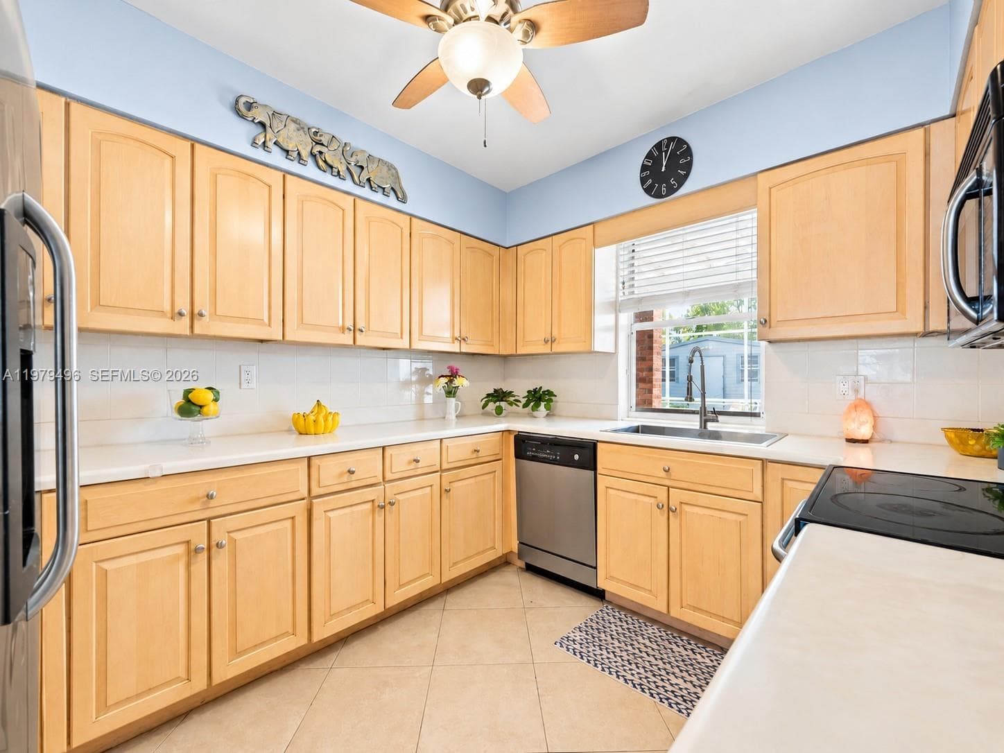 8620 SW 185th Ter photo 11