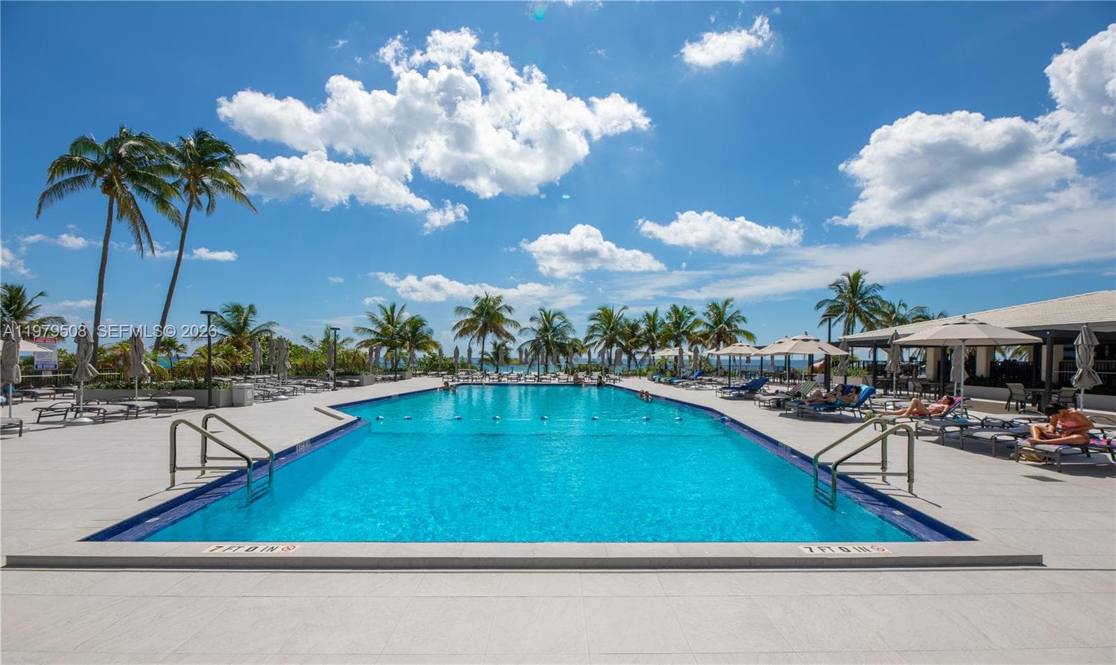 2 lighted tennis courts