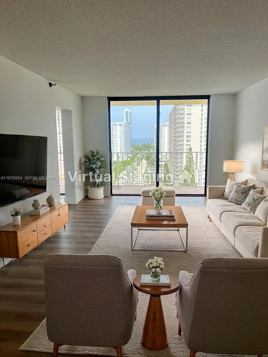 WINSTON TOWERS 700 CONDO · #1611 in Sunny Isles Beach - Photo 4
