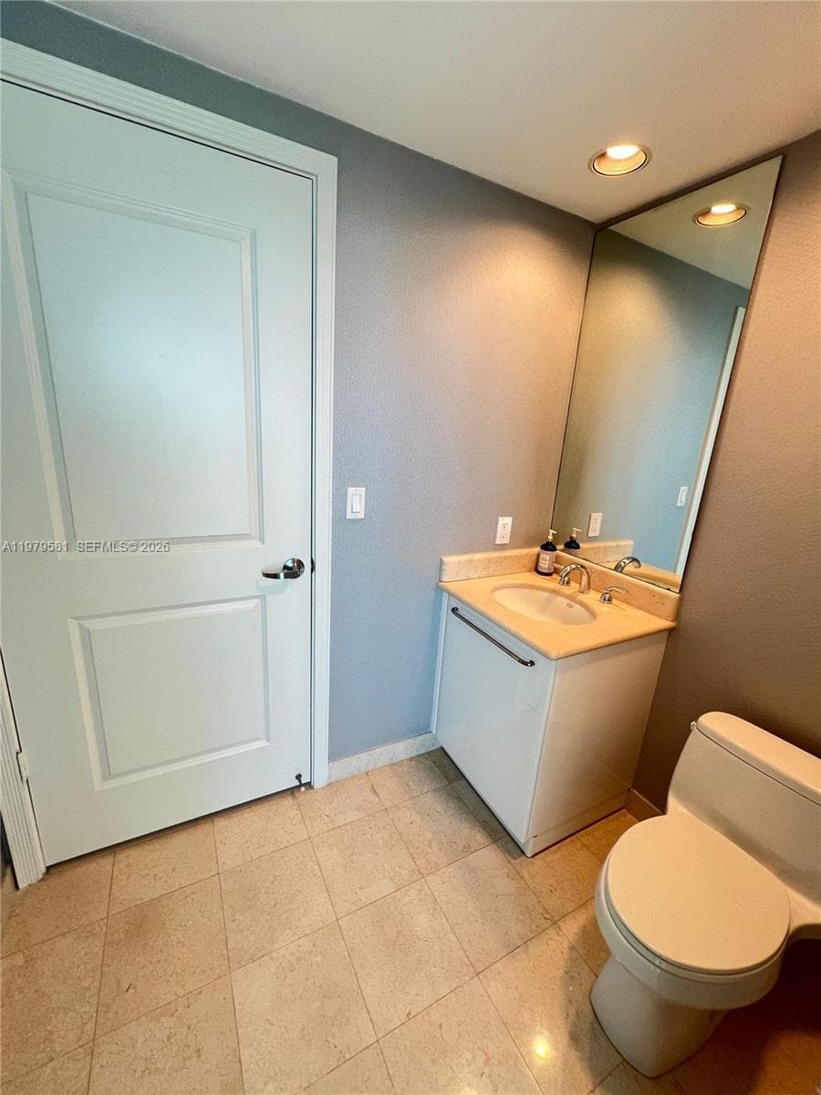 OCEAN PALMS CONDO · #3102 in Hollywood - Photo 62