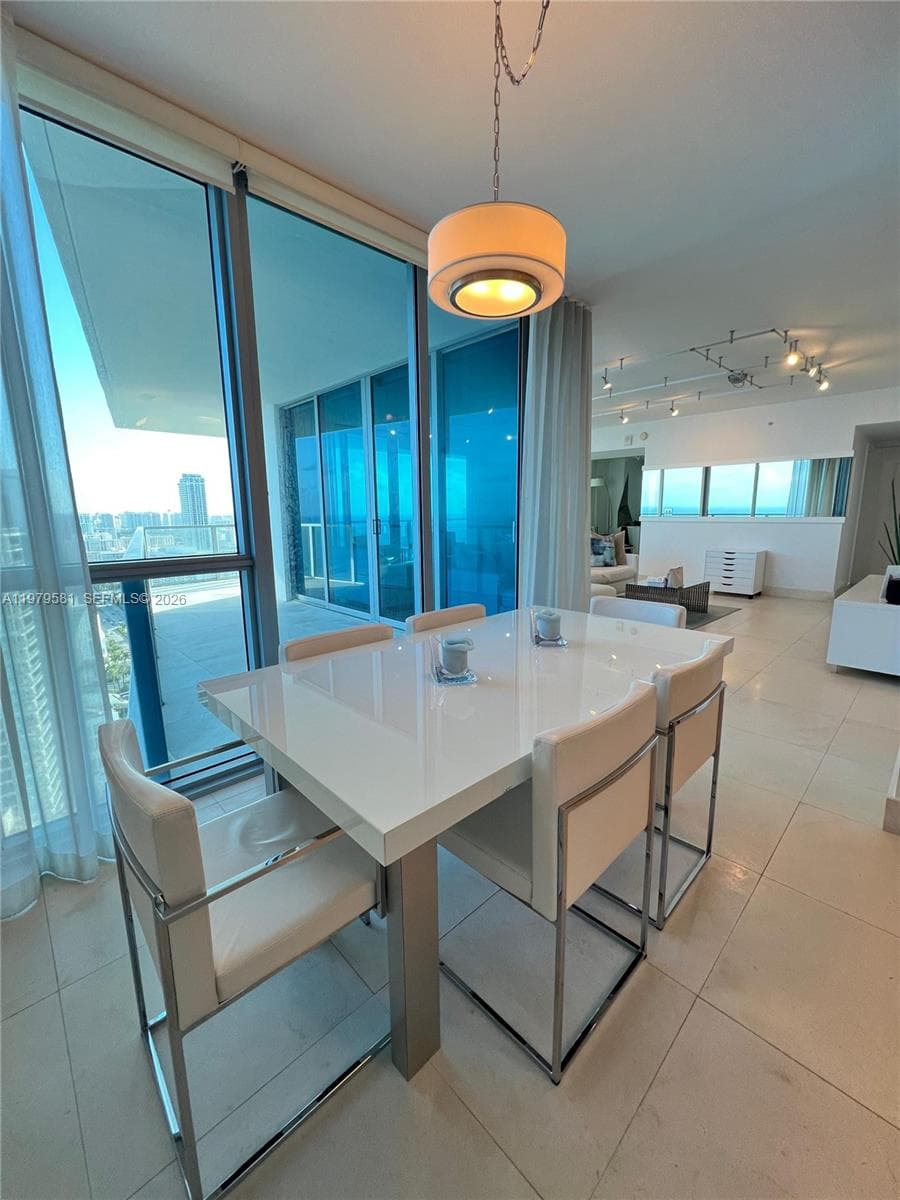 OCEAN PALMS CONDO · #3102 in Hollywood - Photo 27