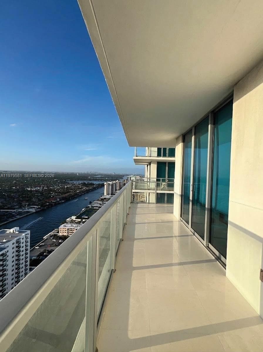 OCEAN PALMS CONDO · #3102 in Hollywood - Photo 46