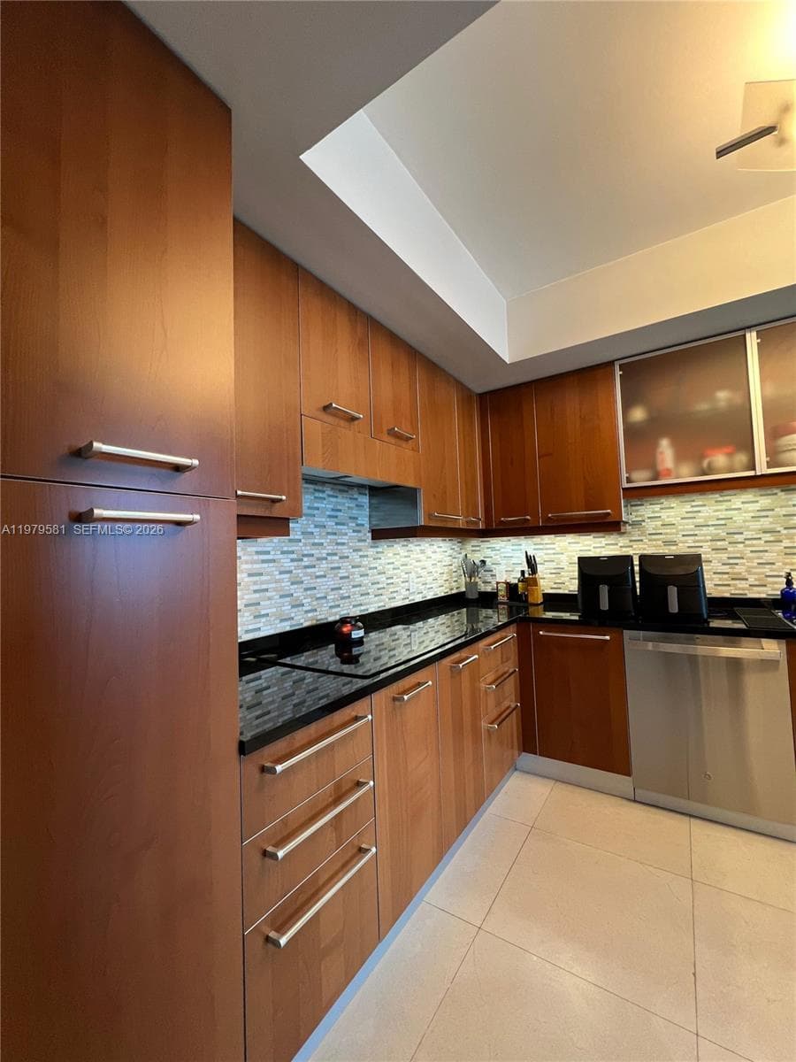 OCEAN PALMS CONDO · #3102 in Hollywood - Photo 13