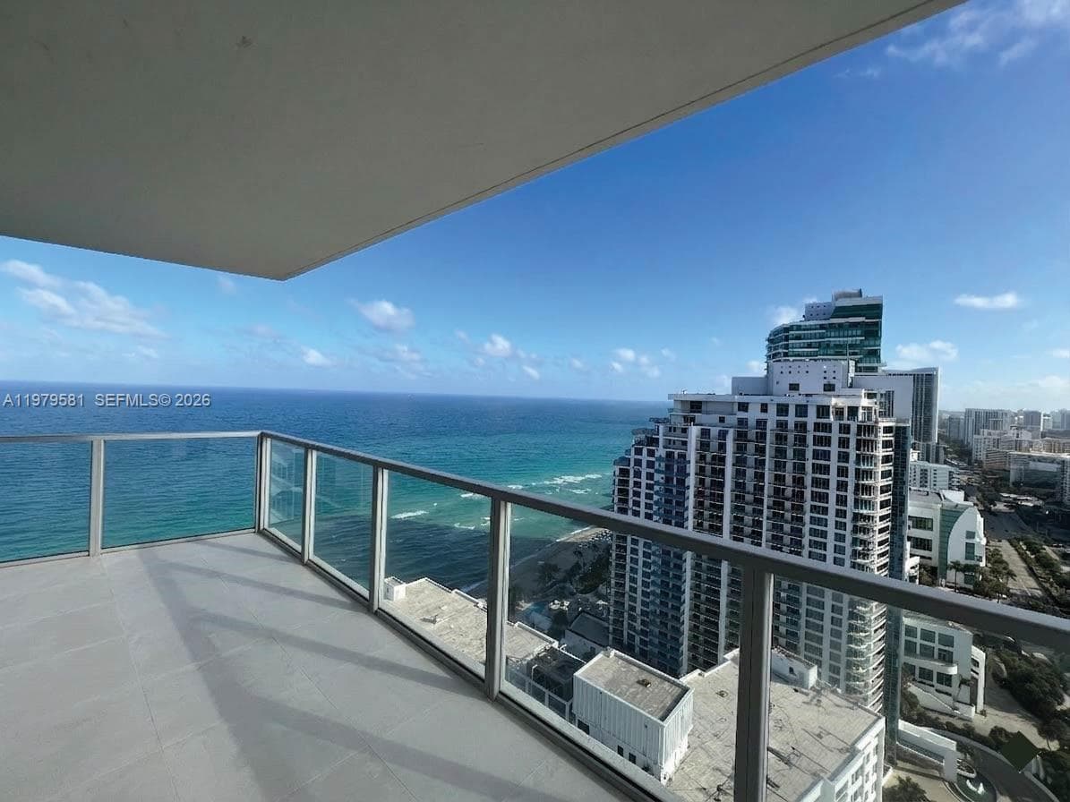 OCEAN PALMS CONDO · #3102 in Hollywood - Photo 22