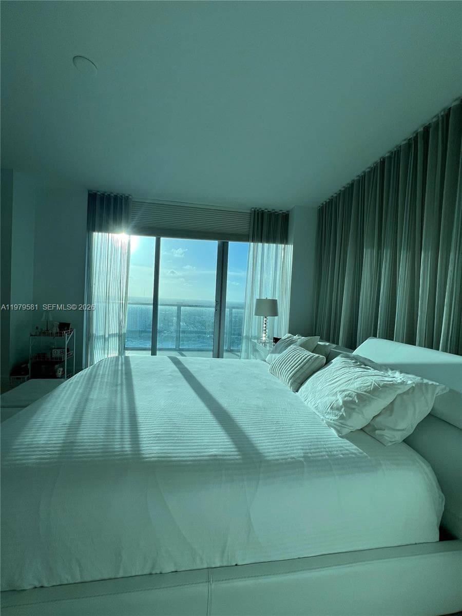 OCEAN PALMS CONDO · #3102 in Hollywood - Photo 65