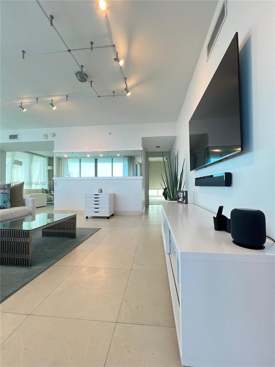 OCEAN PALMS CONDO · #3102 in Hollywood - Photo 55