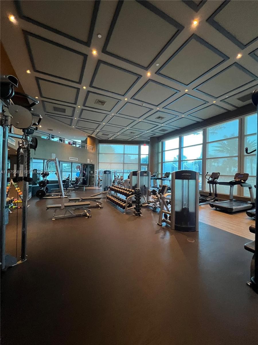 OCEAN PALMS CONDO · #3102 in Hollywood - Photo 87