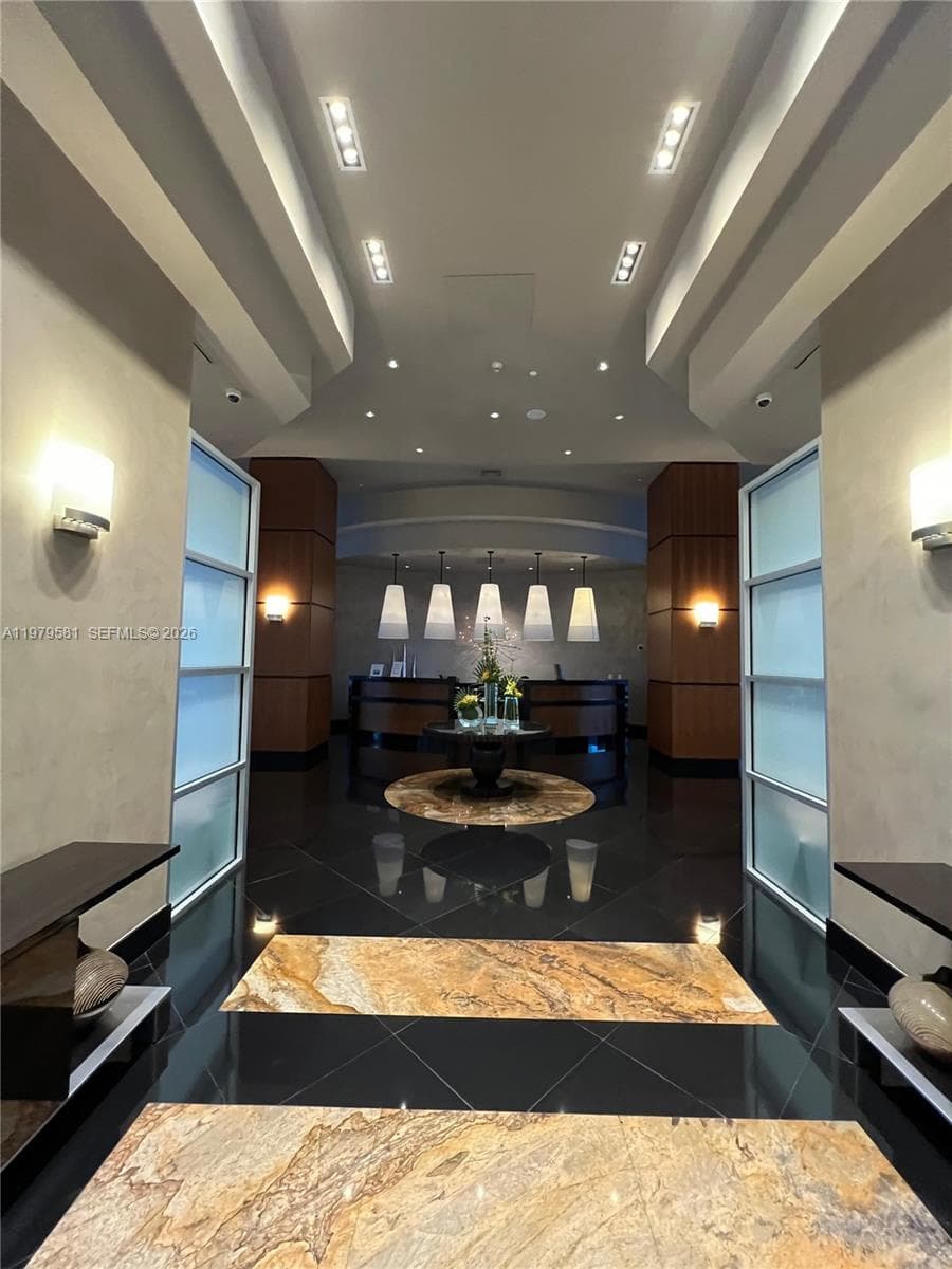 OCEAN PALMS CONDO · #3102 in Hollywood - Photo 4