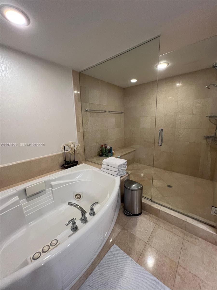 OCEAN PALMS CONDO · #3102 in Hollywood - Photo 70