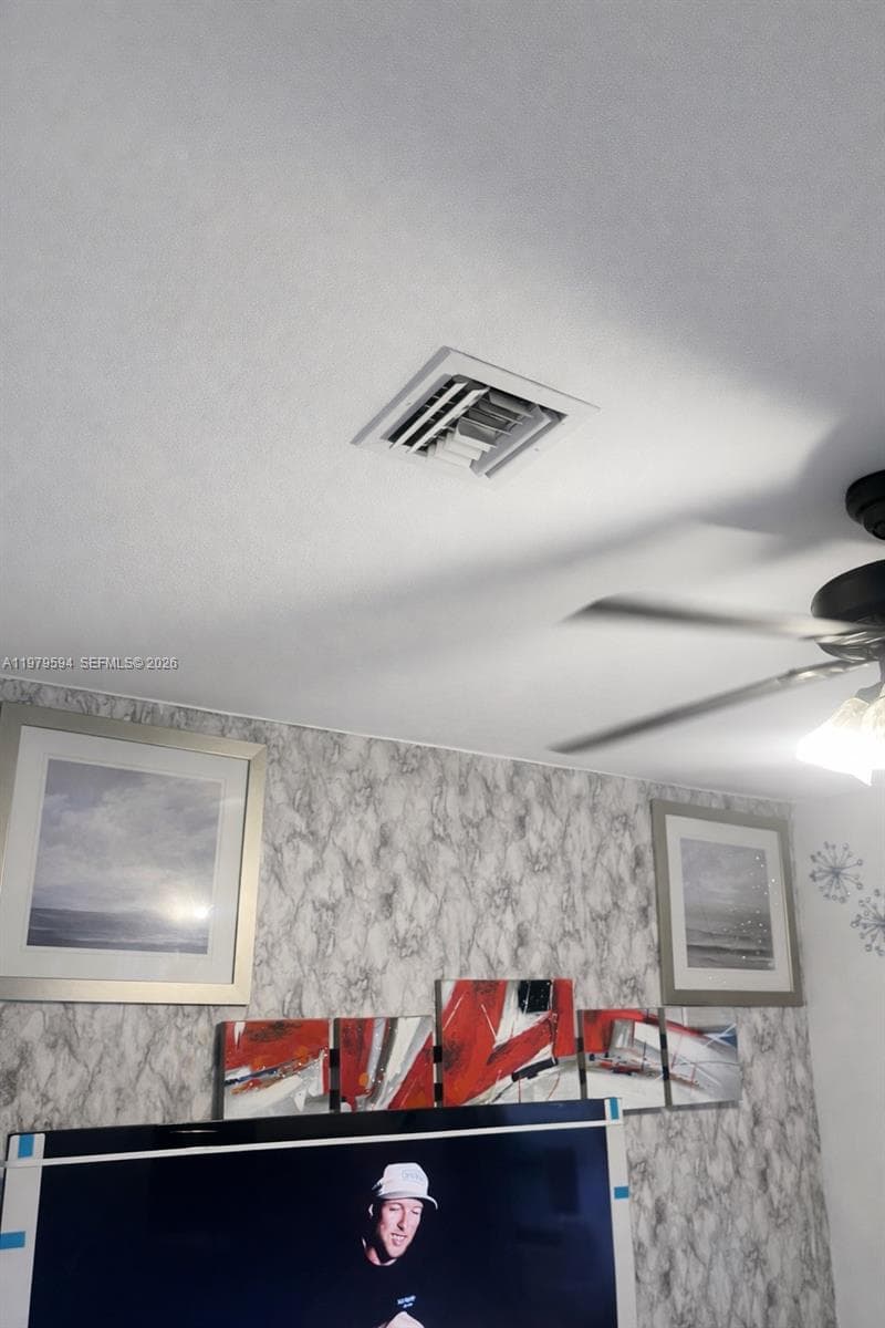 631 Jann Ave photo 5