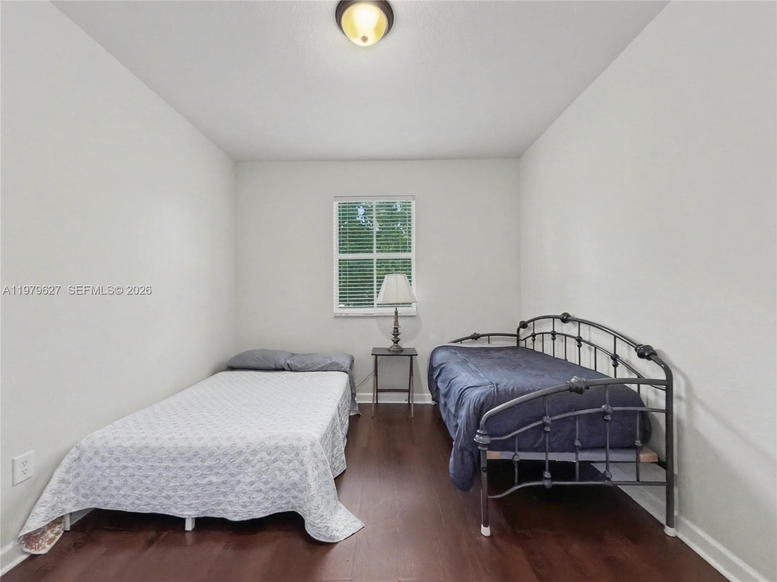 363 NE 25th Ter photo 45