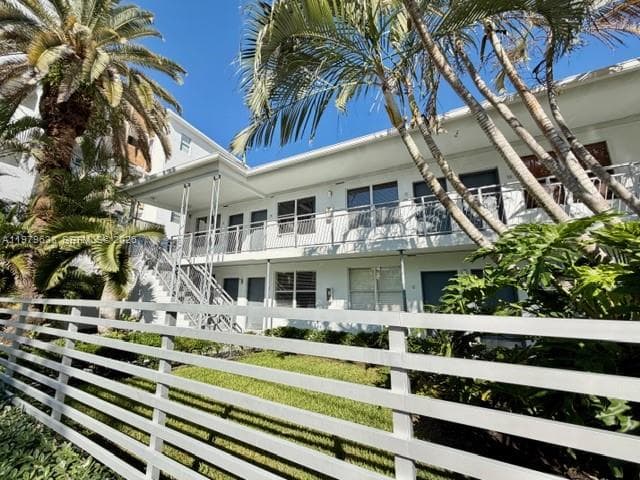 HELEN MAR CONDO · #7 in Miami Beach - Photo 2