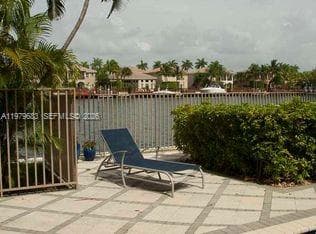 WATERWAY @ HOLLYWOOD BEACH · #N205 in Hollywood - Photo 24