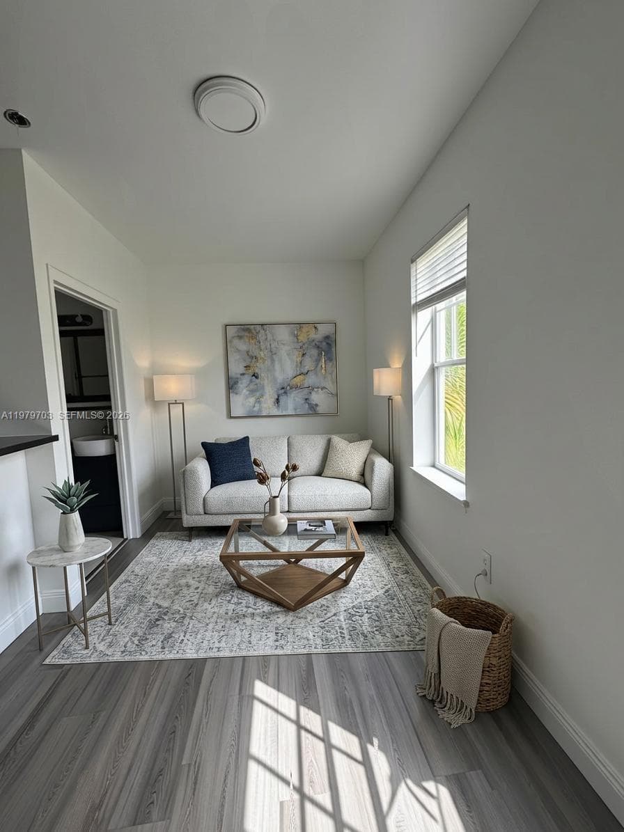 DORANN CONDO · #305 in Miami Beach - Photo 6