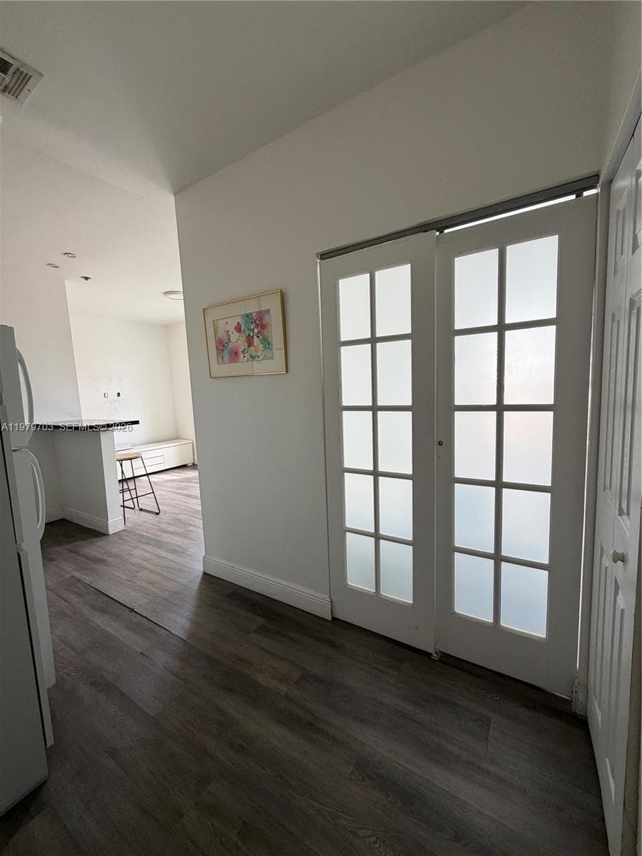 DORANN CONDO · #305 in Miami Beach - Photo 12
