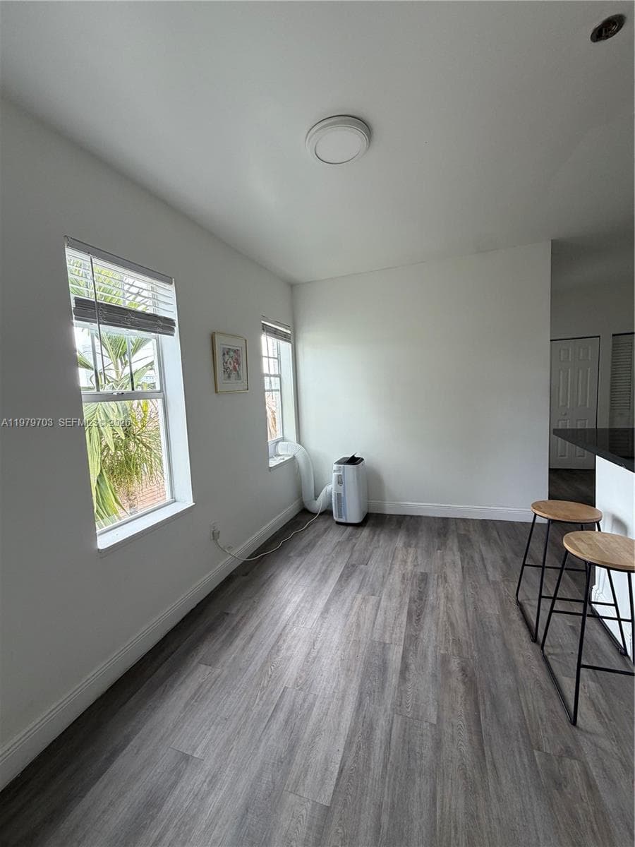 DORANN CONDO · #305 in Miami Beach - Photo 8