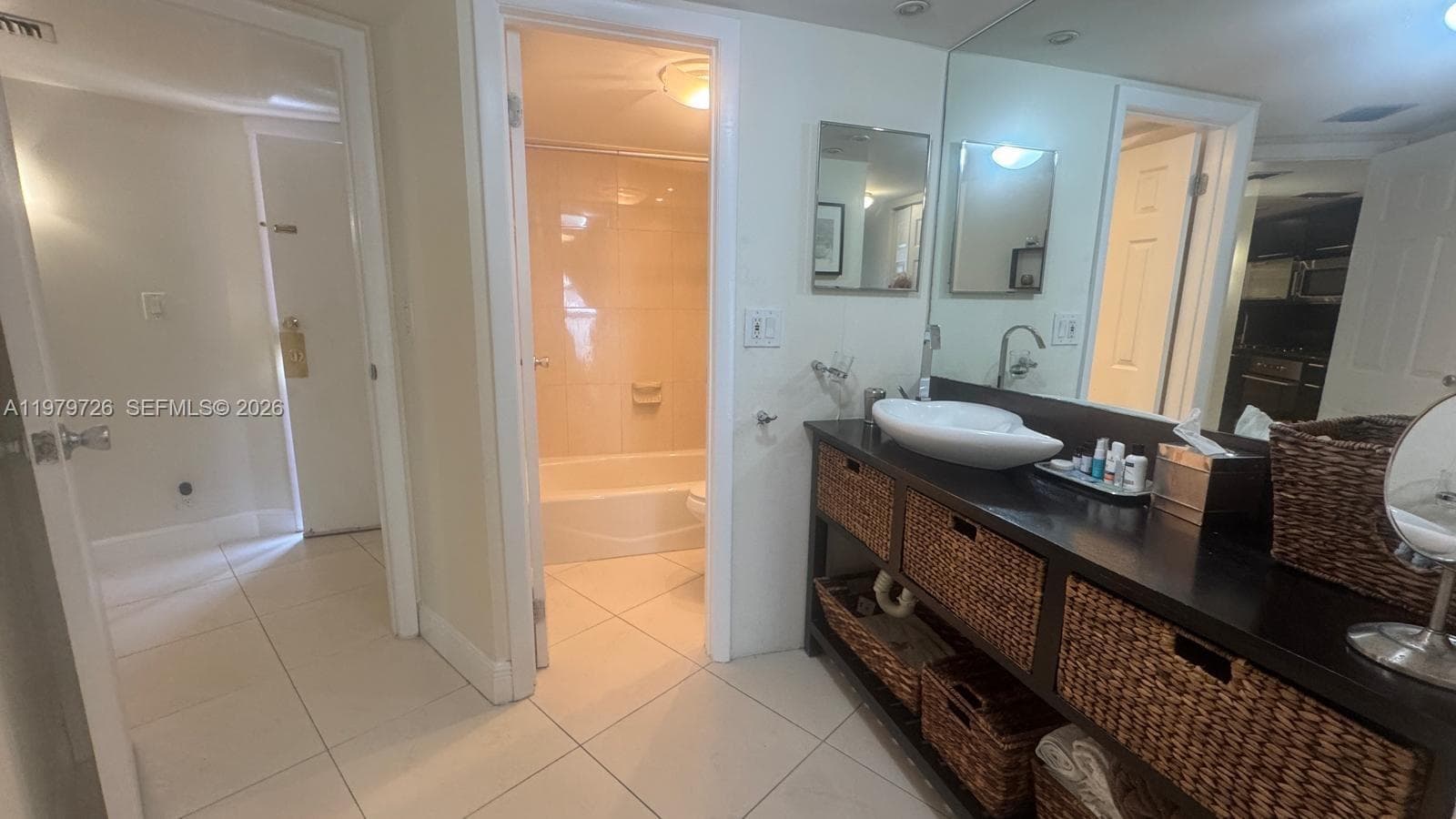 BRAVURA I CONDO · #211 in Aventura - Photo 15