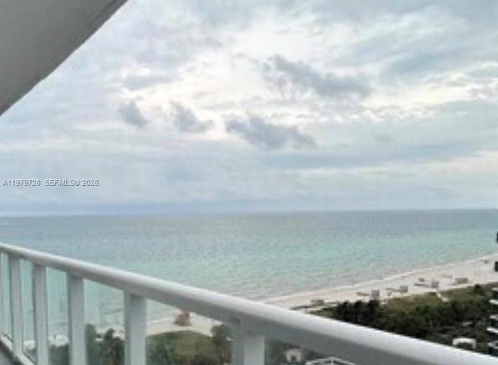 THE ROYAL CLUB CONDO · #1605 in Miami Beach - Photo 6