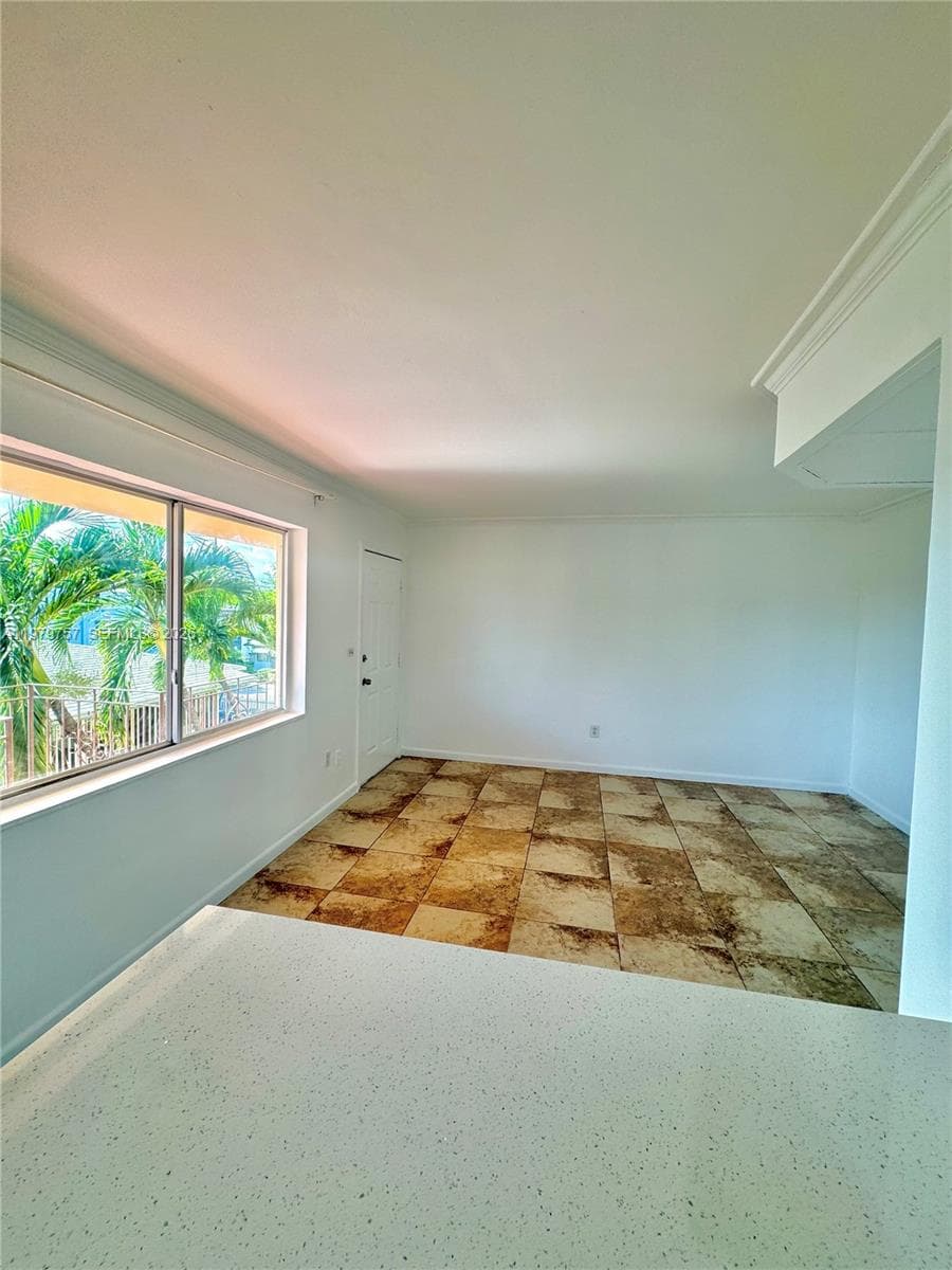 HAVANA SUN CONDO · #9 in Miami - Photo 4