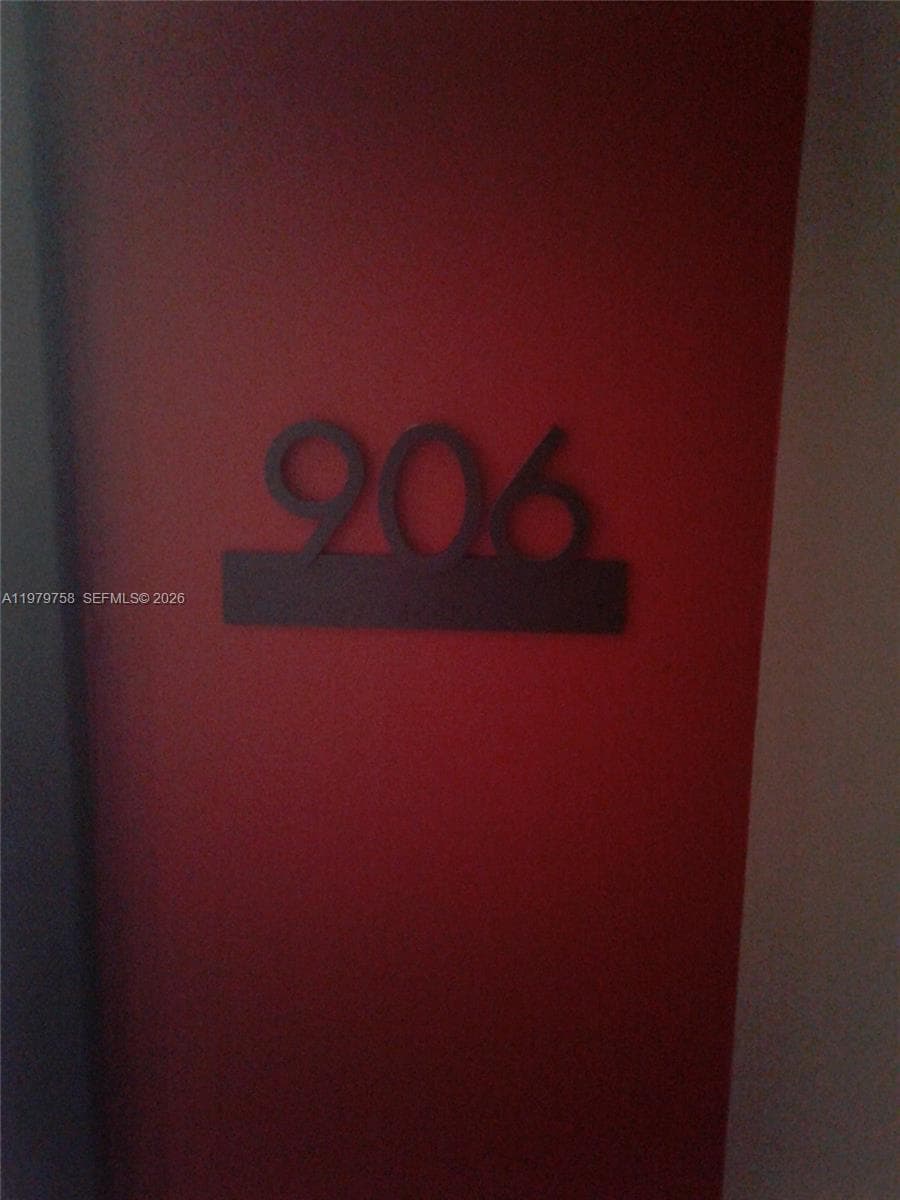 Centro · #906 in Miami - Photo 13