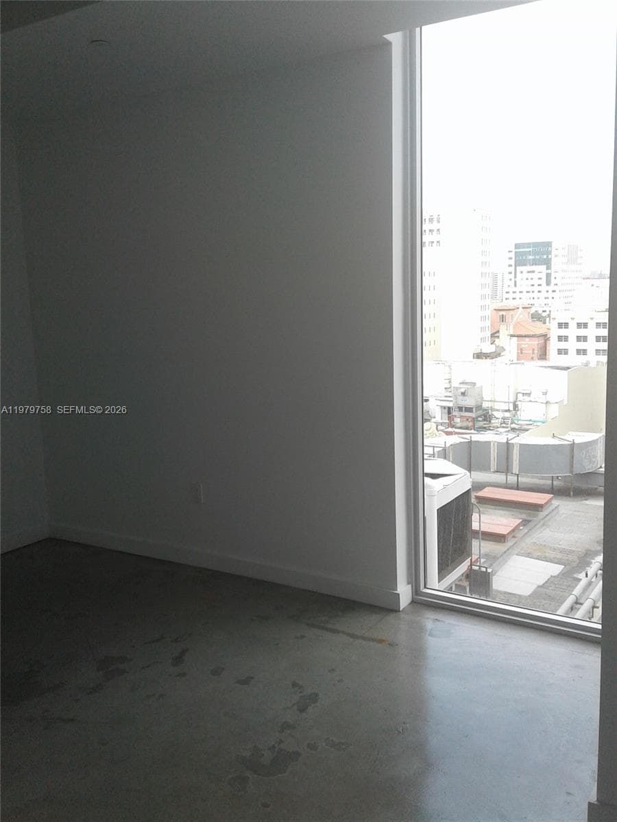 Centro · #906 in Miami - Photo 17