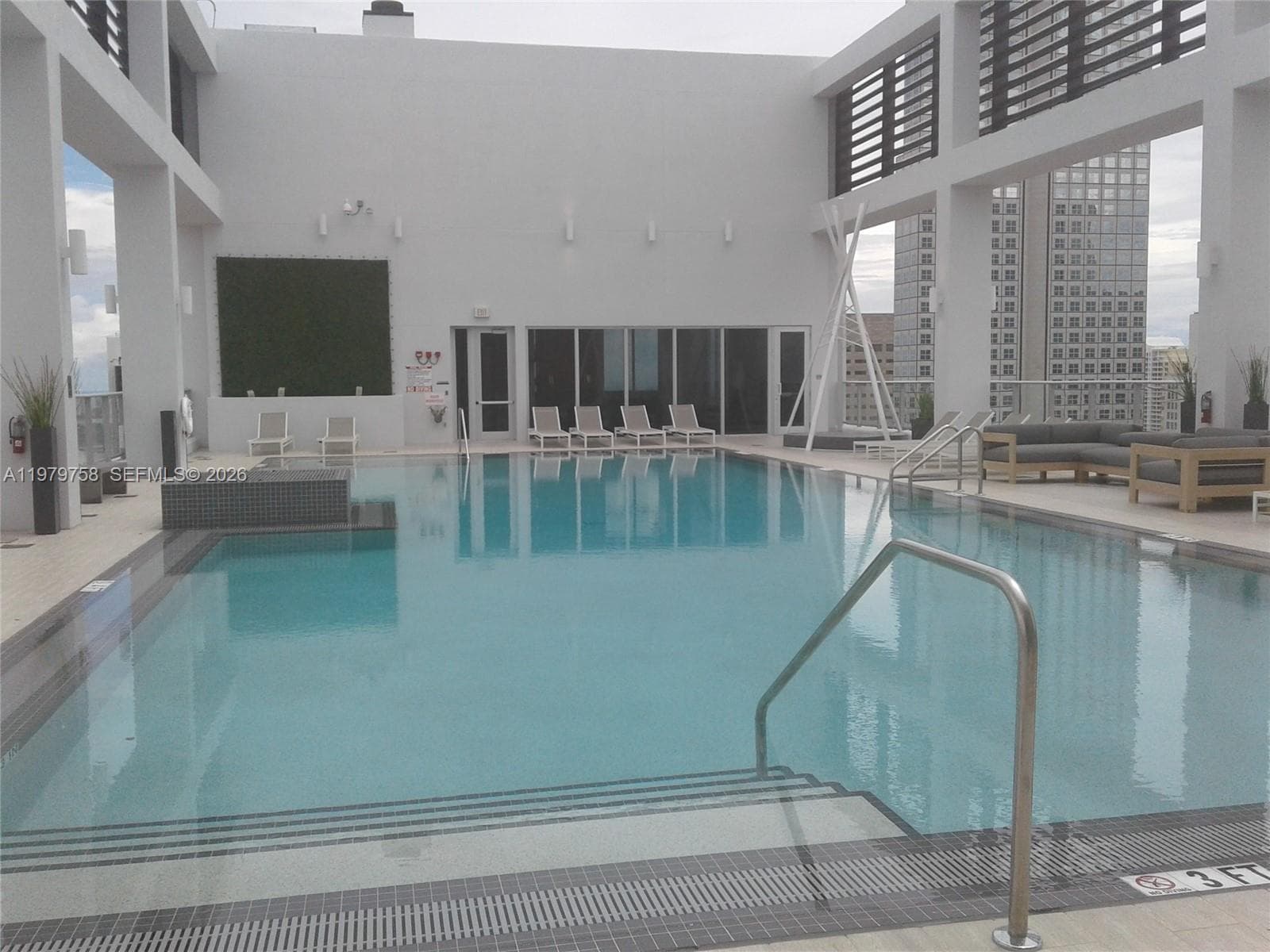 Centro · #906 in Miami - Photo 12