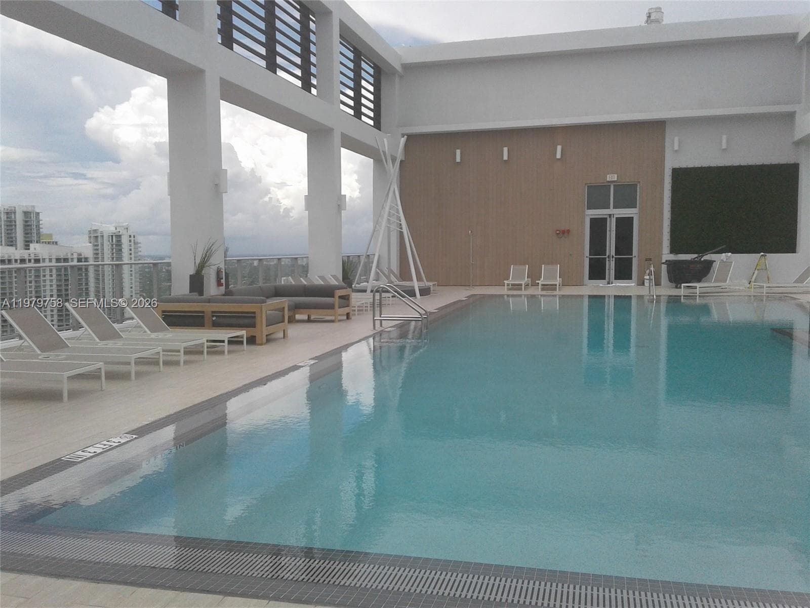 Centro · #906 in Miami - Photo 9