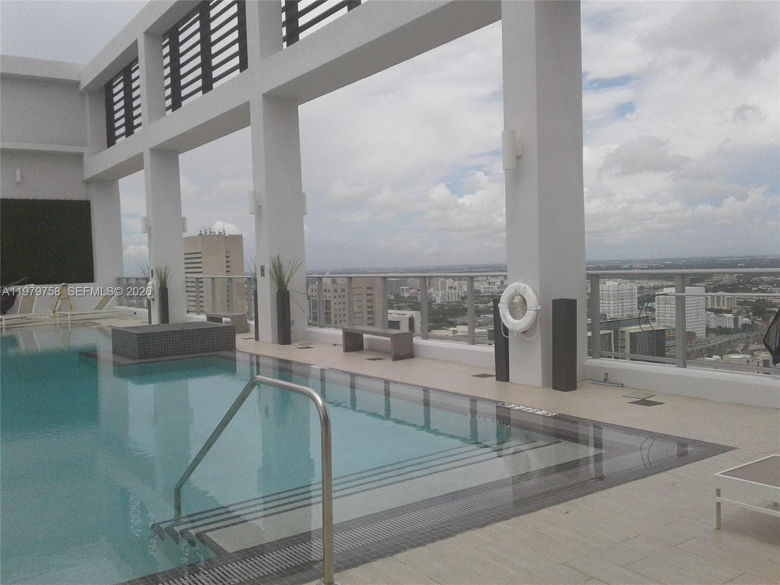 Centro · #906 in Miami - Photo 10
