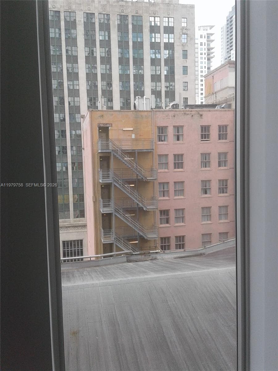 Centro · #906 in Miami - Photo 19