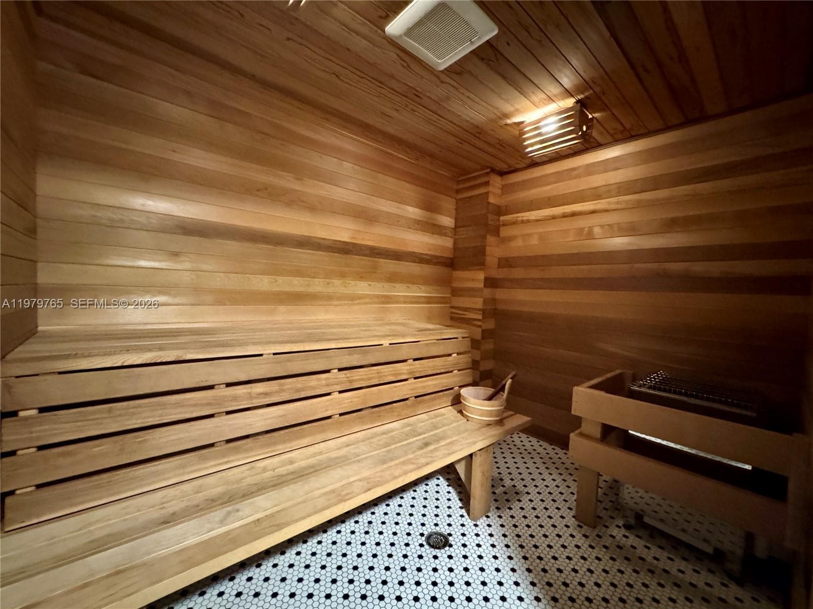 ST TROPEZ OCEAN CONDO · #8-D in Miami Beach - Photo 46
