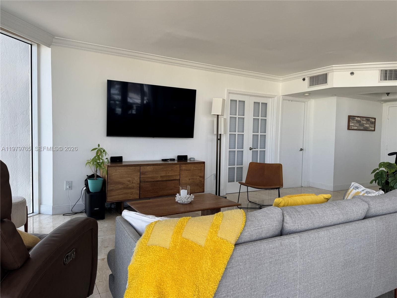ST TROPEZ OCEAN CONDO · #8-D in Miami Beach - Photo 4