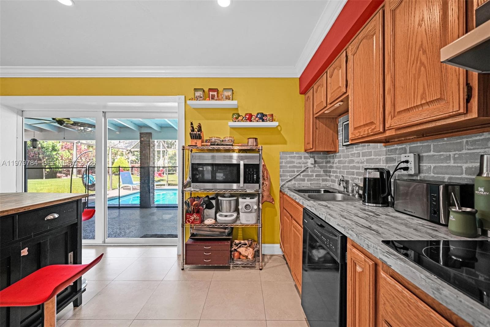 8935 SW 186th Ter photo 16