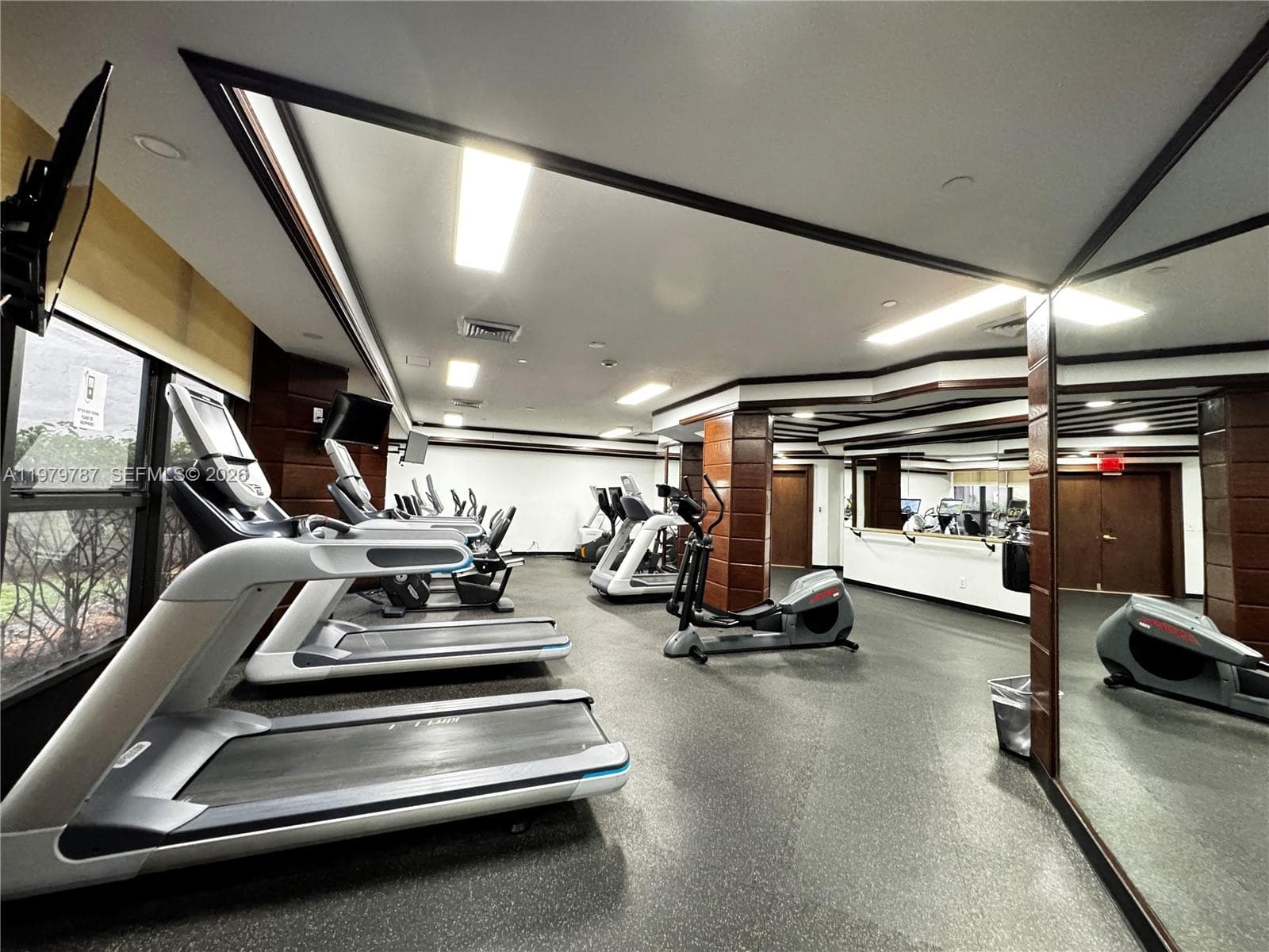 Biscayne Cove · #103 in Aventura - Photo 30